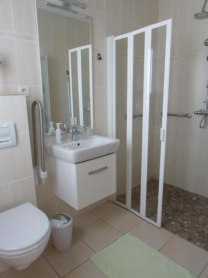 Chambre D'Hotes La Basse Gougeonniere Neuvy-en-Mauges Eksteriør bilde